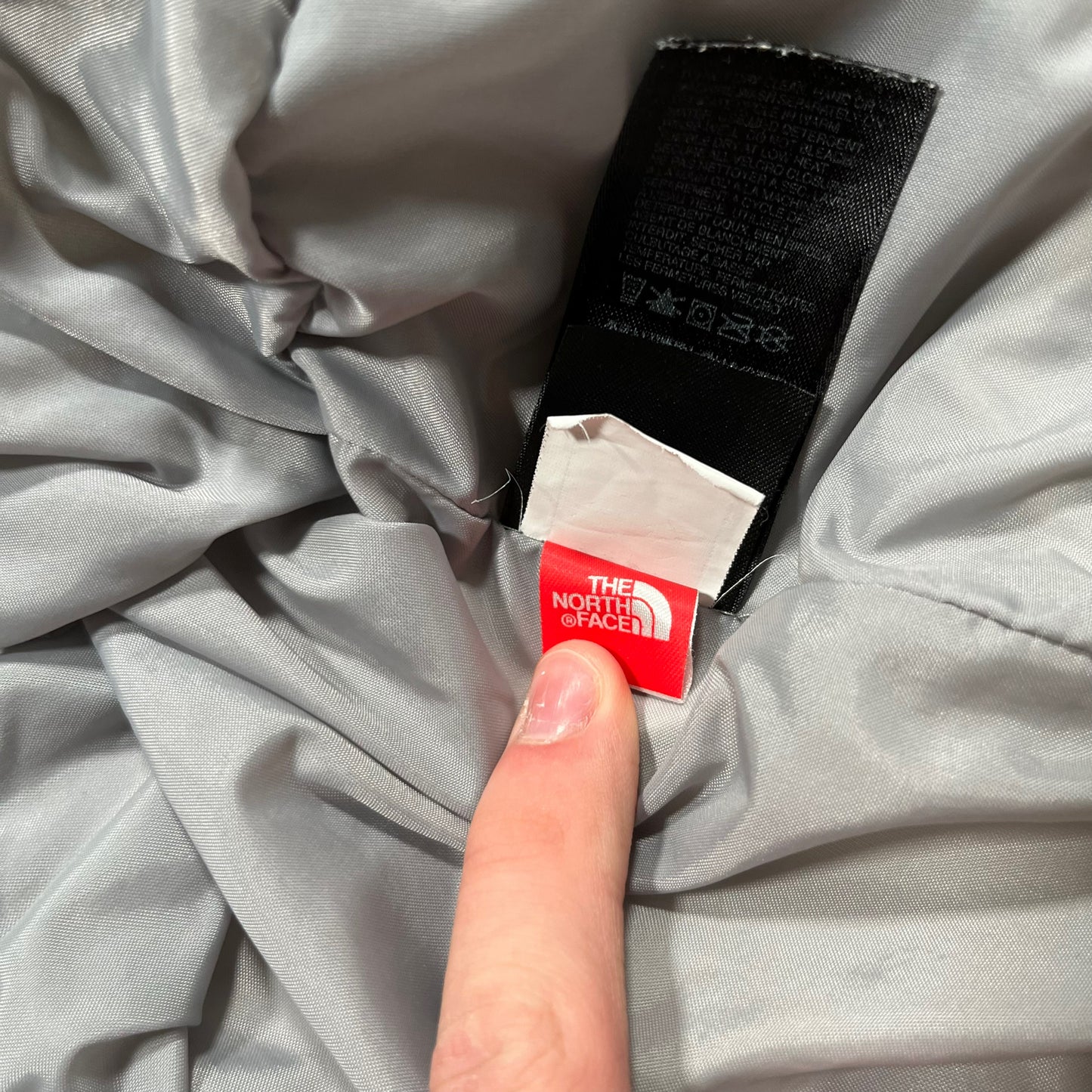 The North Face HyVent Gorpcore-Jacke für Damen (S)