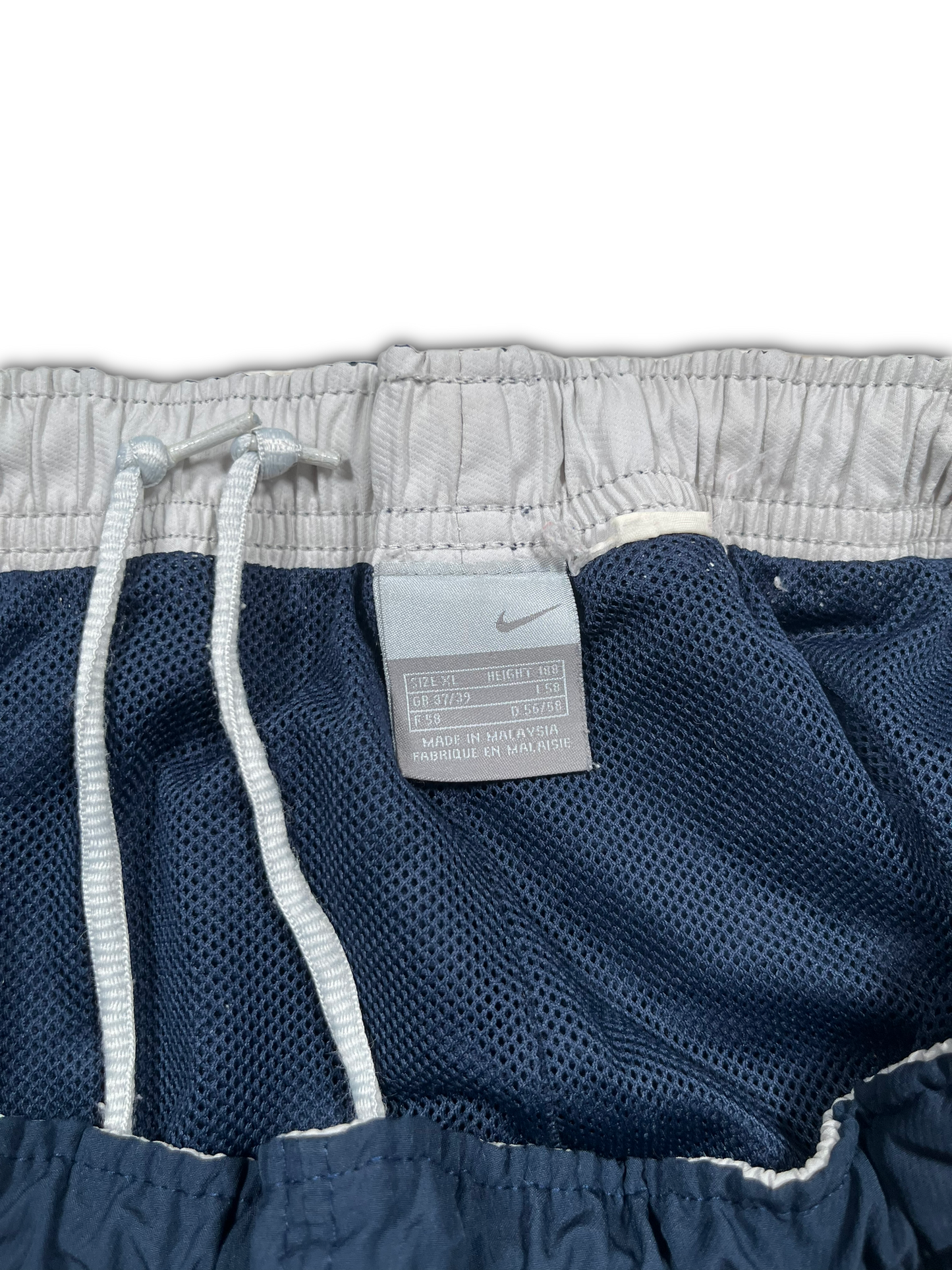 Nike Seltene Trainingshose (XL)