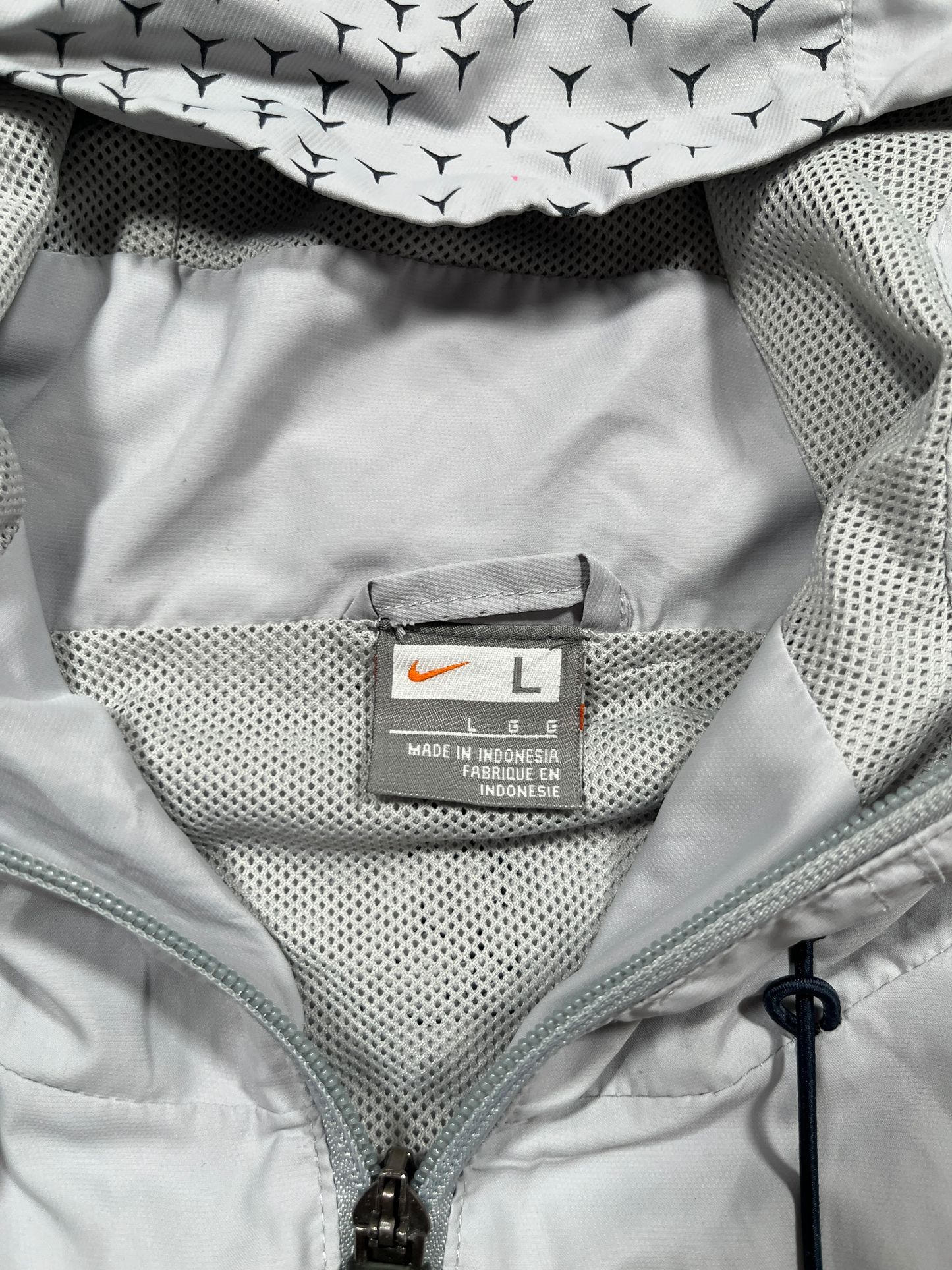 Nike Air Max Track Jacket (L)