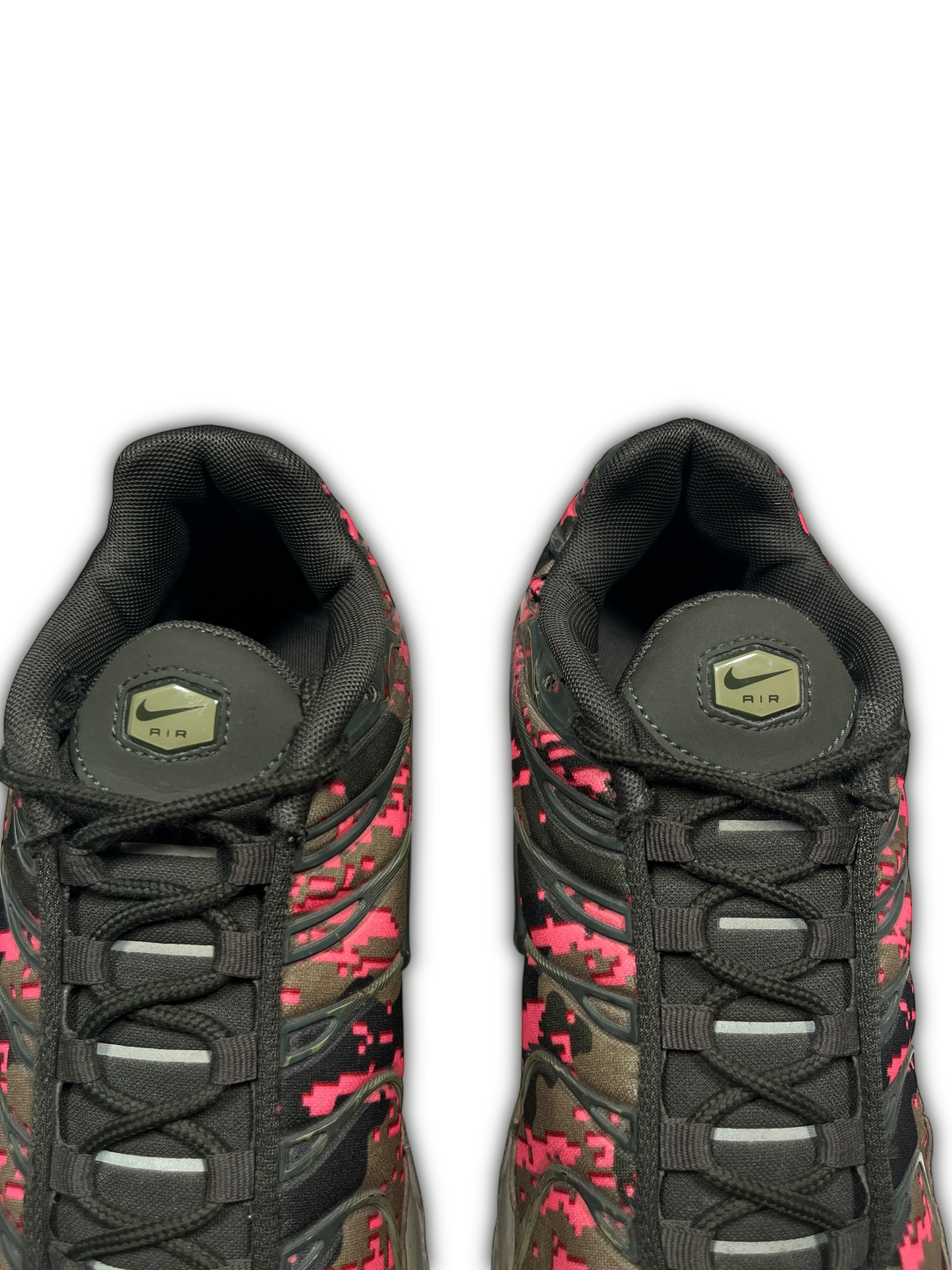 Nike Air Max Plus TN „Digi Camo Olive“ Schuhe (EU 41)