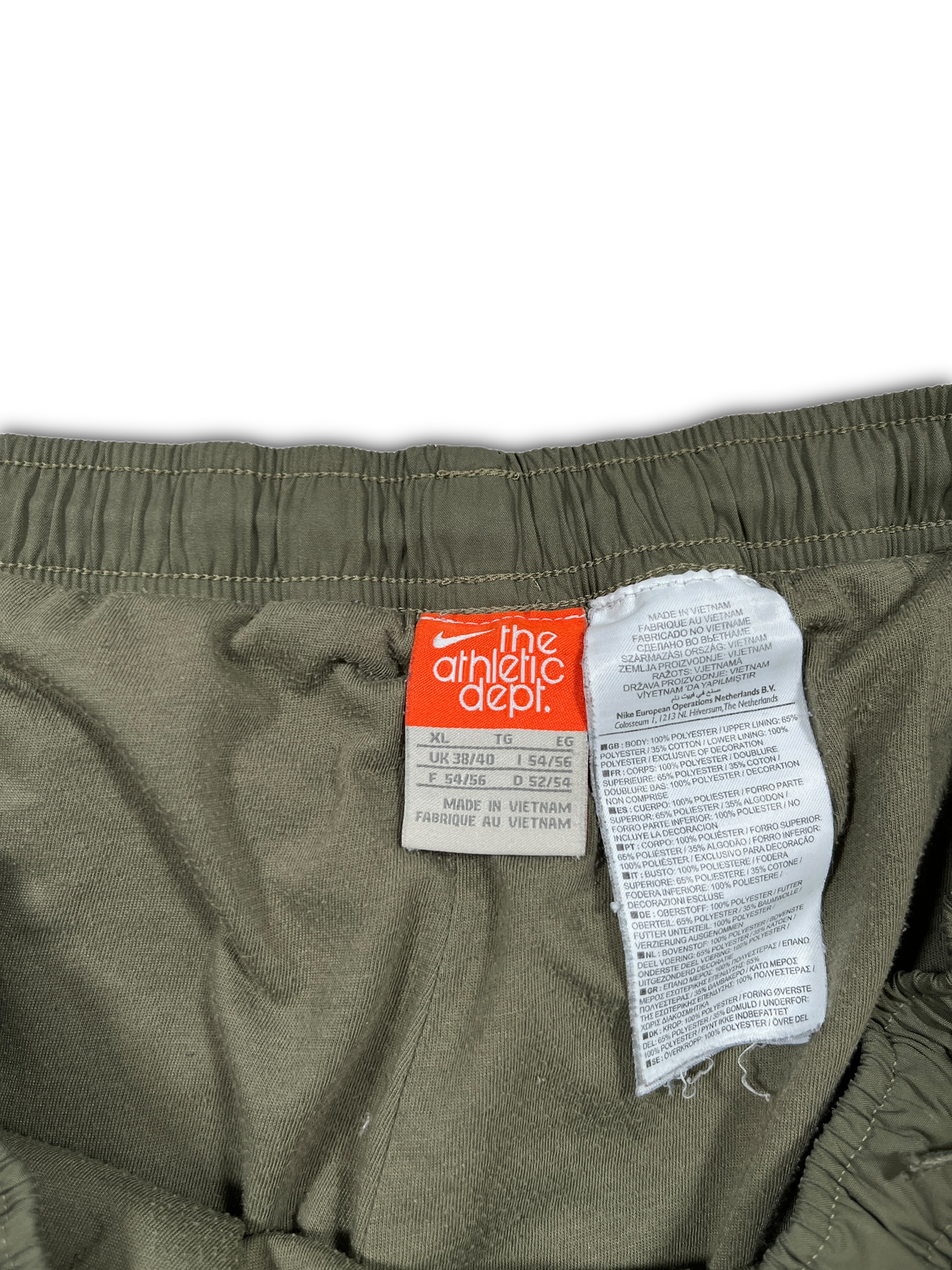 Nike Seltene Trainingshose (XL)
