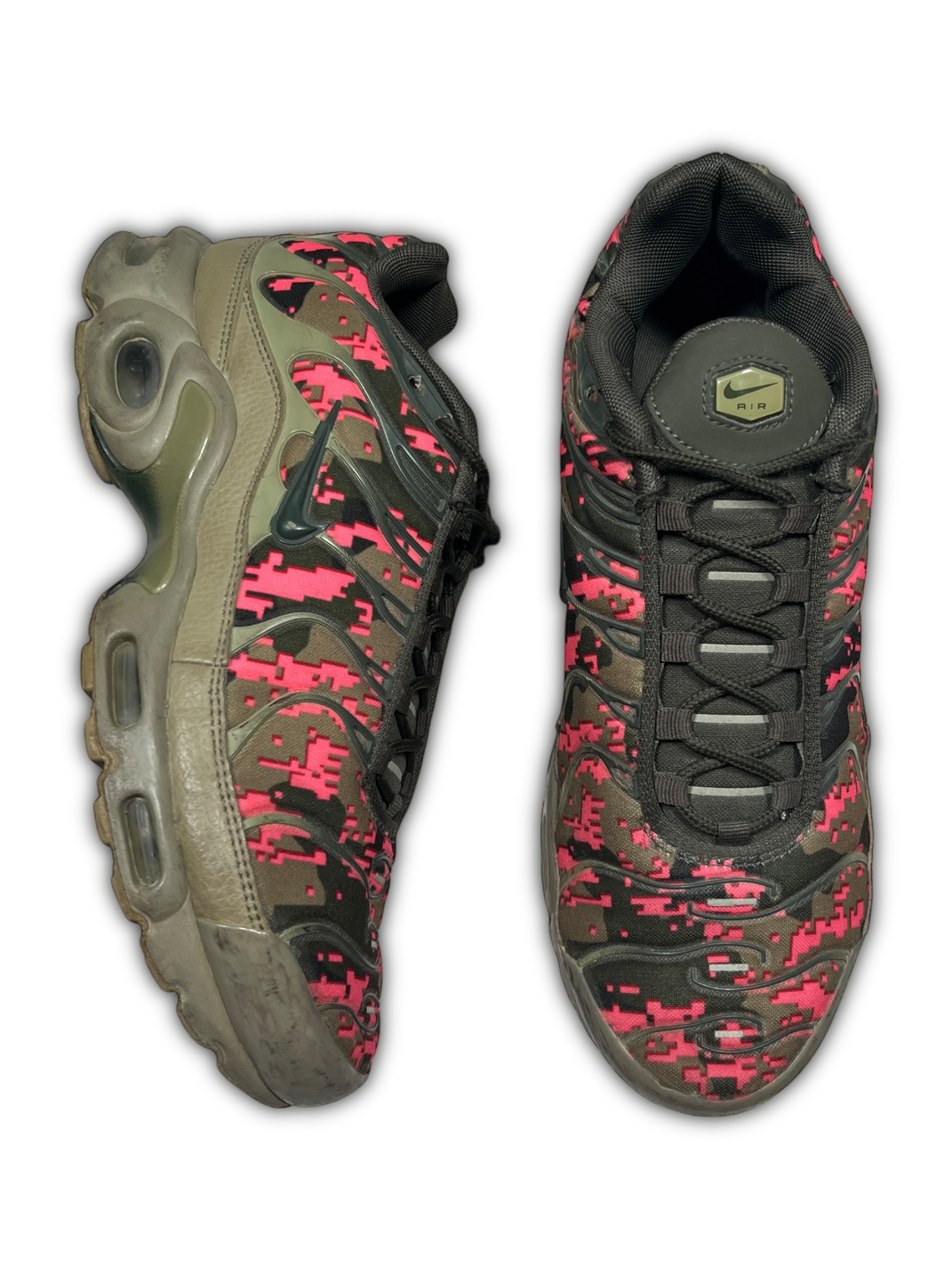 Nike Air Max Plus TN „Digi Camo Olive“ Schuhe (EU 41)