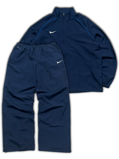 Nike Tracksuit (XL)