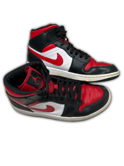 Jordan 1 Mid “White Black Red” (EU 43)