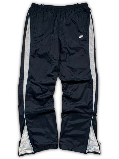 Nike Seltene Trainingshose (XL)