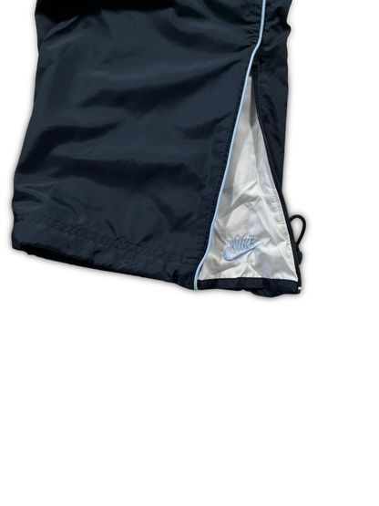 Nike Seltene Trainingshose (XL)