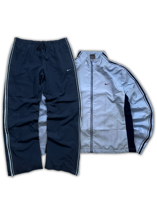 Nike Tracksuit (L)